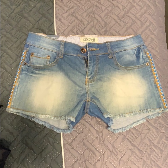 Boho Style Cut-off Denim Shorts - Picture 1 of 5